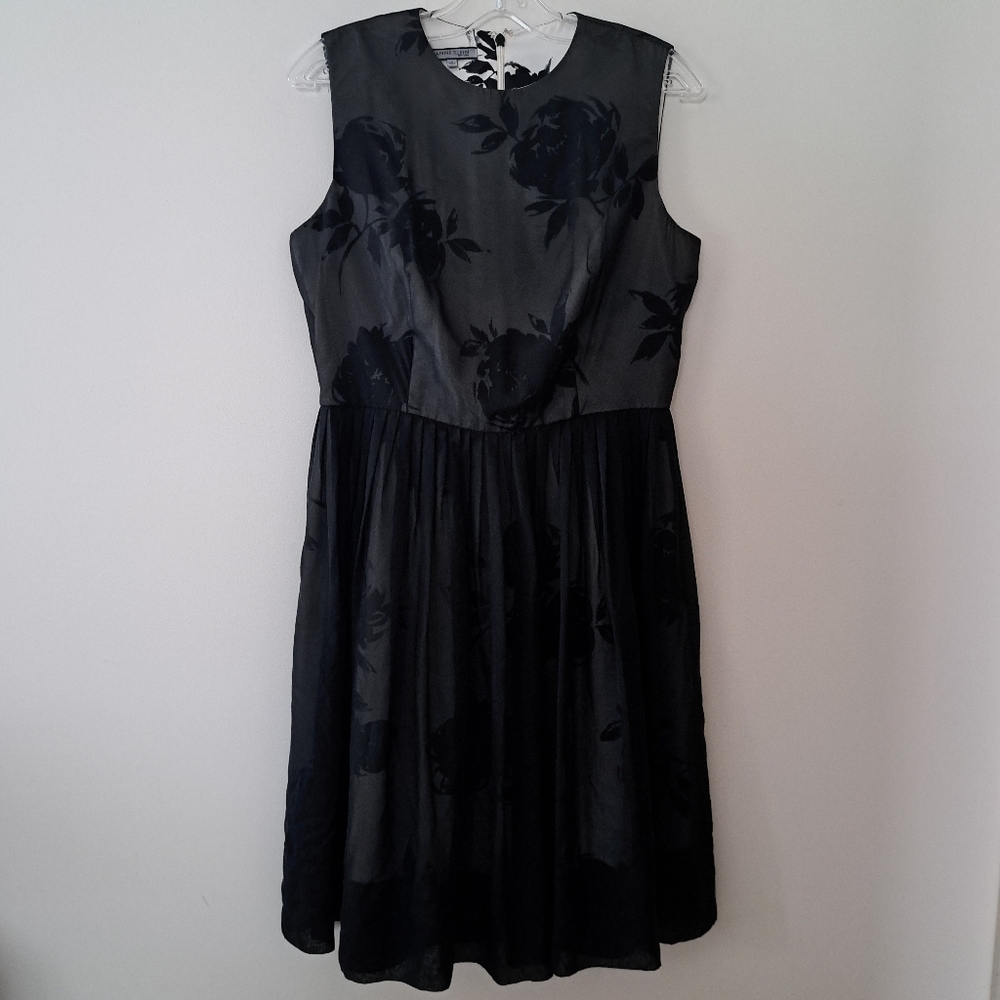 Anne Klein 100% Floral Pleated Dress